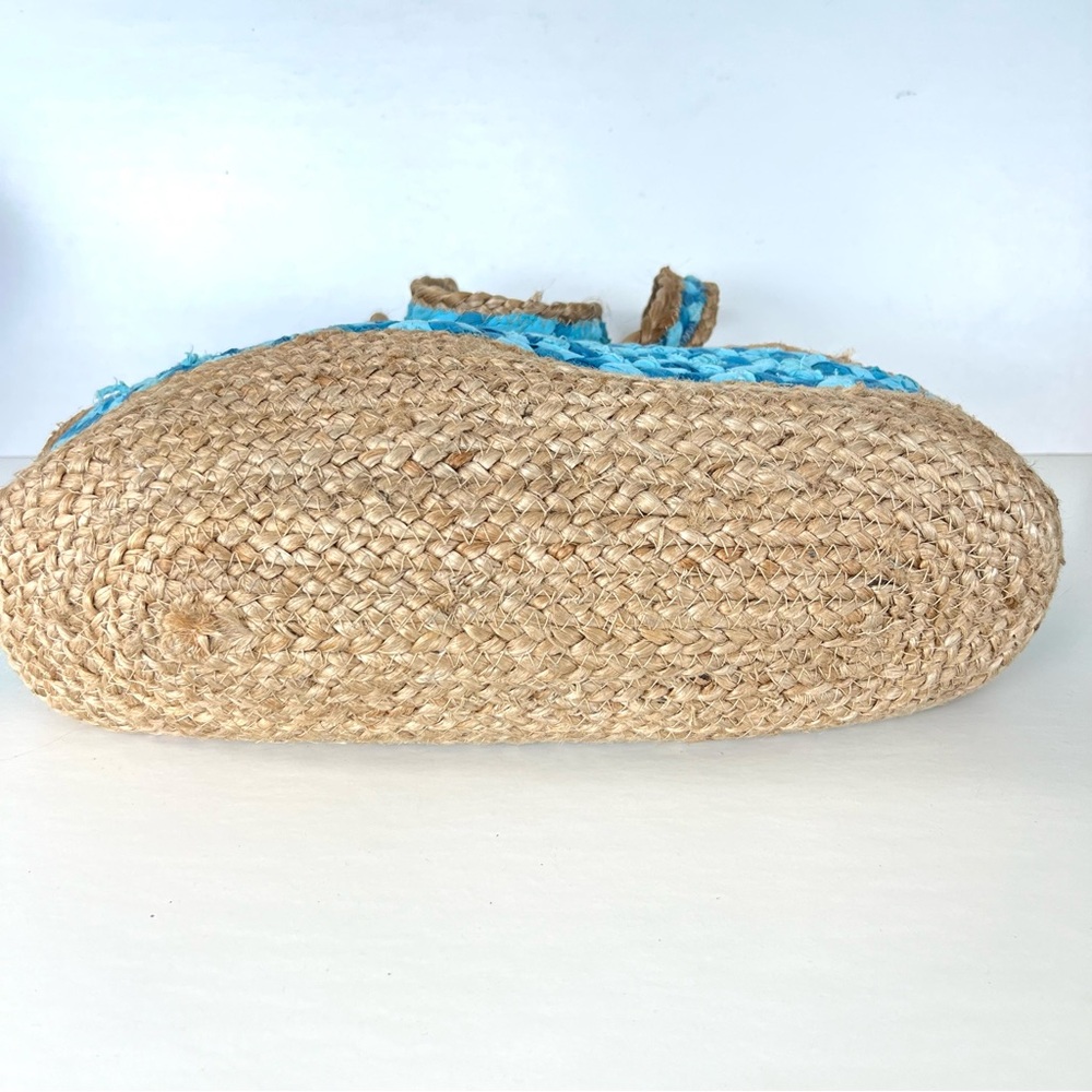 CHICO’S Beige Woven Jute Raffia Turquoise Blue Fabric Beach Travel Shoulder Tote - Picture 9 of 11